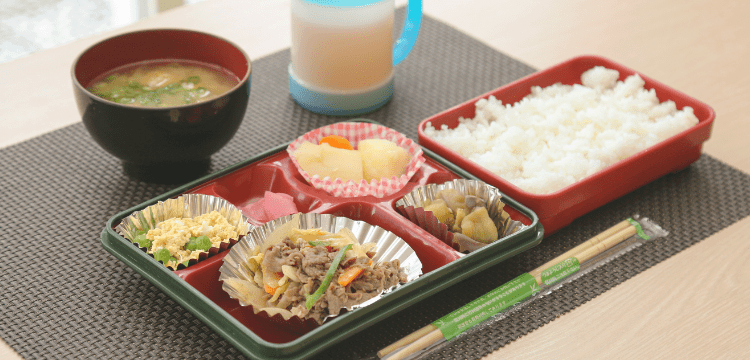 夕食お持ち帰り弁当サービス